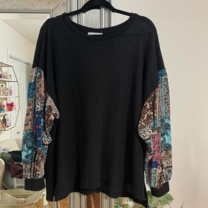 Long Sleeve Top w Detail Sleeves